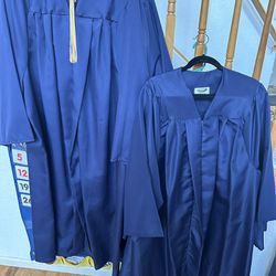 Unisex Graduation Gowns 