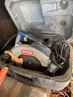 RYOBI TILE CUTTER