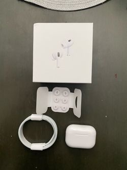 Apple AirPods Pro (2nd Gen) w/ MagSafw Charging Case USB-C White Active Noise