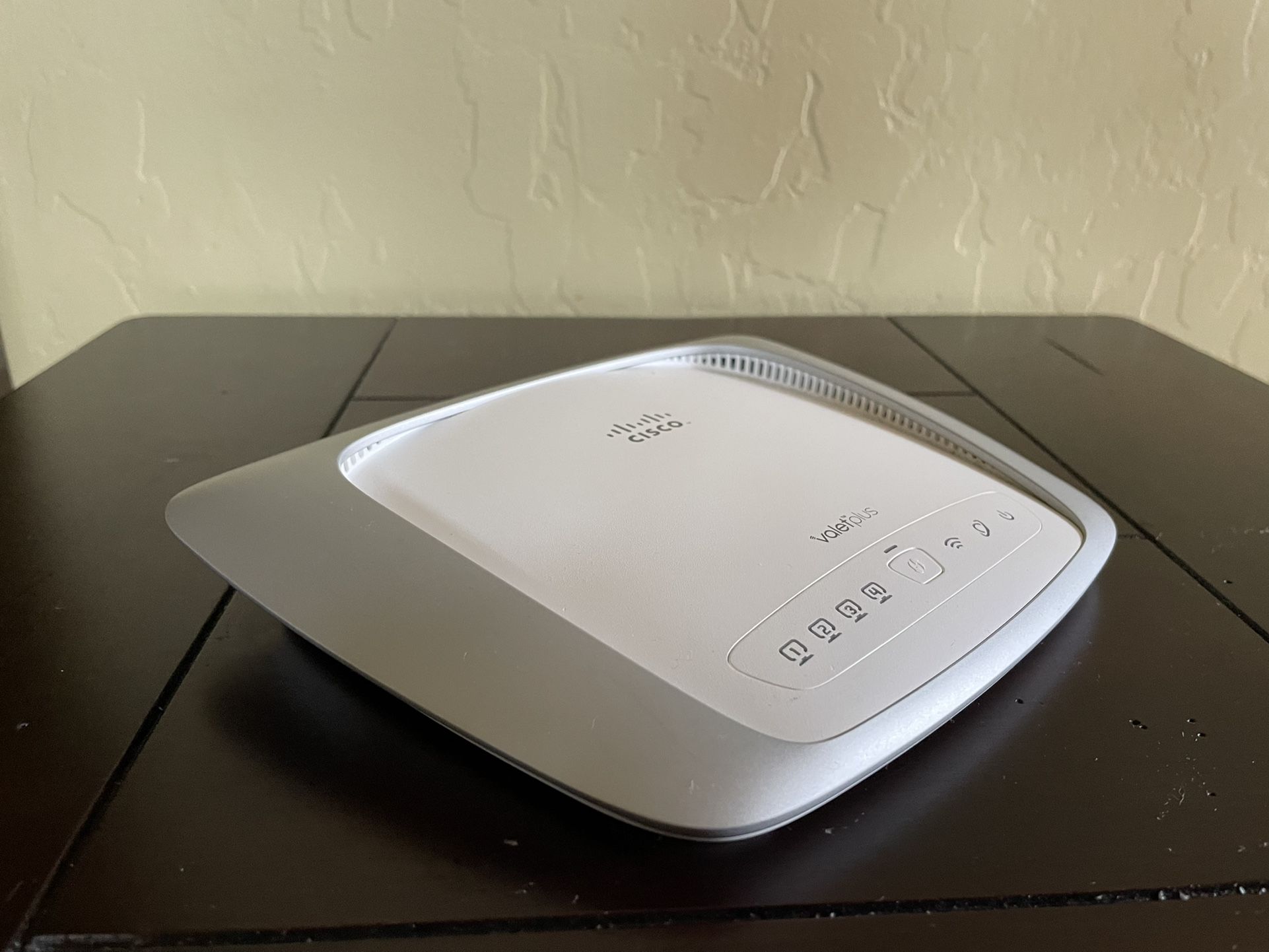 Cisco Linksys Wireless Router