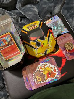 Small Surprise Pokémon Tin