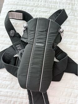 BabyBjörn baby carrier / babybjorn