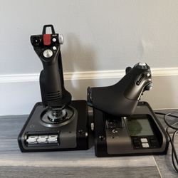 Logitech G Saitek X52 Pro Flight Control System, Controller and Joystick Simulator, LCD Display, Illuminated Buttons, 2xUSB, PC - Black/Silver