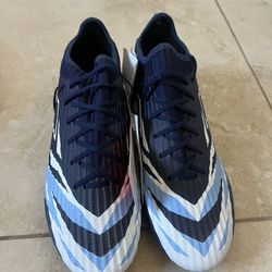 New Lotto Solista 200 VI FG Cleats – Men’s 6.5 – Navy Blue