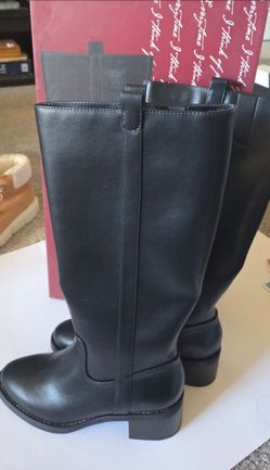 Brand new in box Black kensie Naya Knee High Riding Boot for women. Size 8.5 and 9 available