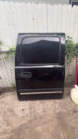 Silverado / suburban passenger door