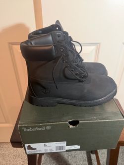 Black timberland boot