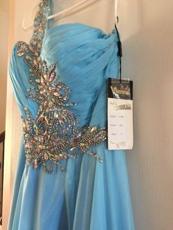 gorgeous prom dress