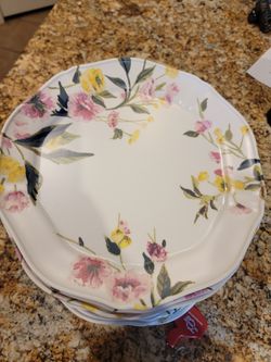 10.5" Threshold Melamine Floral Plates