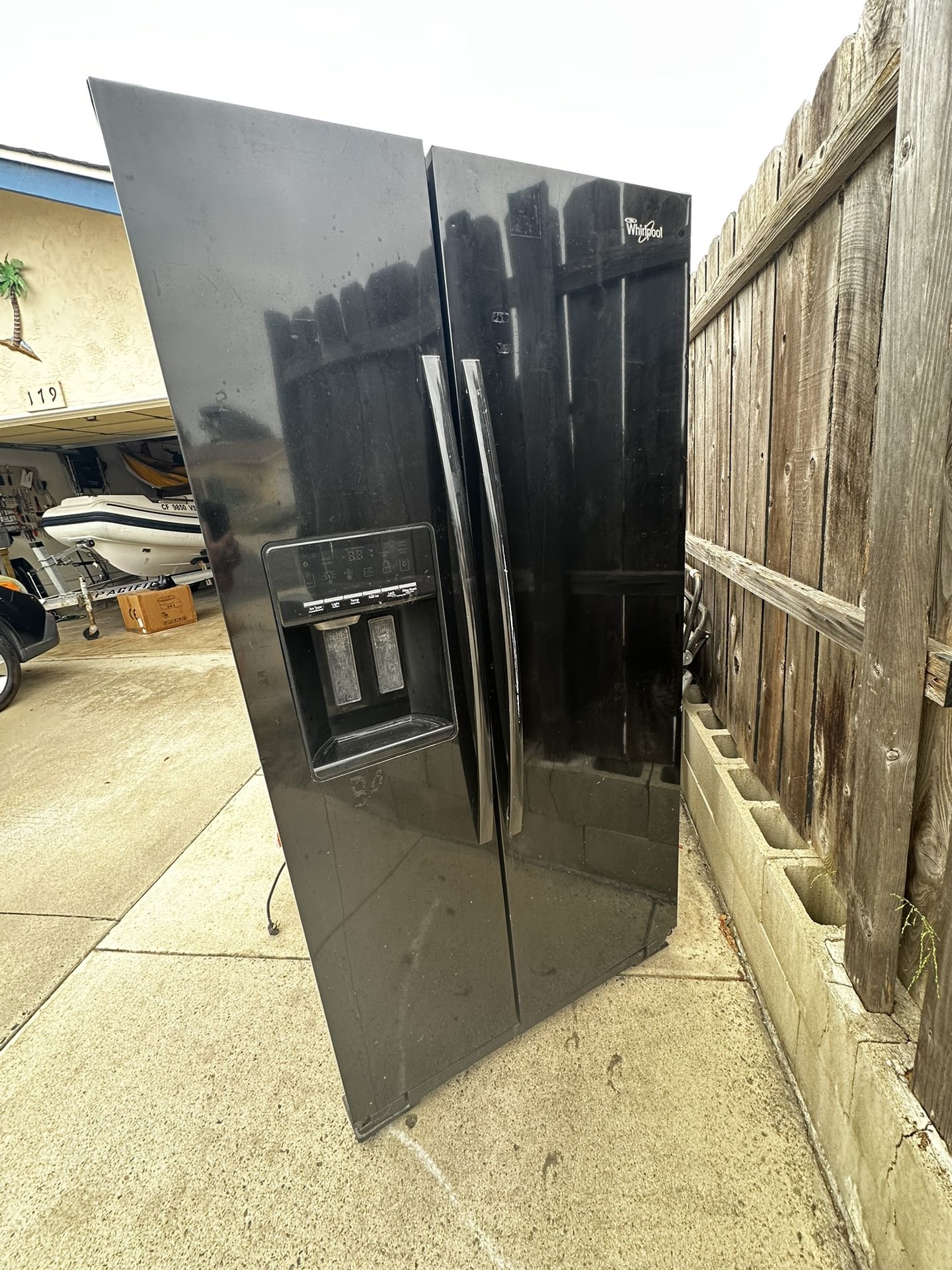 26 Cu Ft Side By Side Fridge