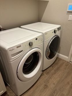 Like new washer and dryer