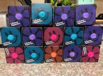 Authentic Flower Power Fuzz Ball Needohs