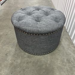 Equity Estate Ashford Charcoal Gray Round Tufted Ottoman with Nailhead Trim 🩶