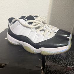 Jordan 11 Low Iridescent 
