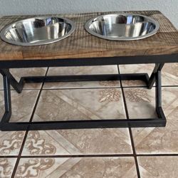 Pet Feeder (description)