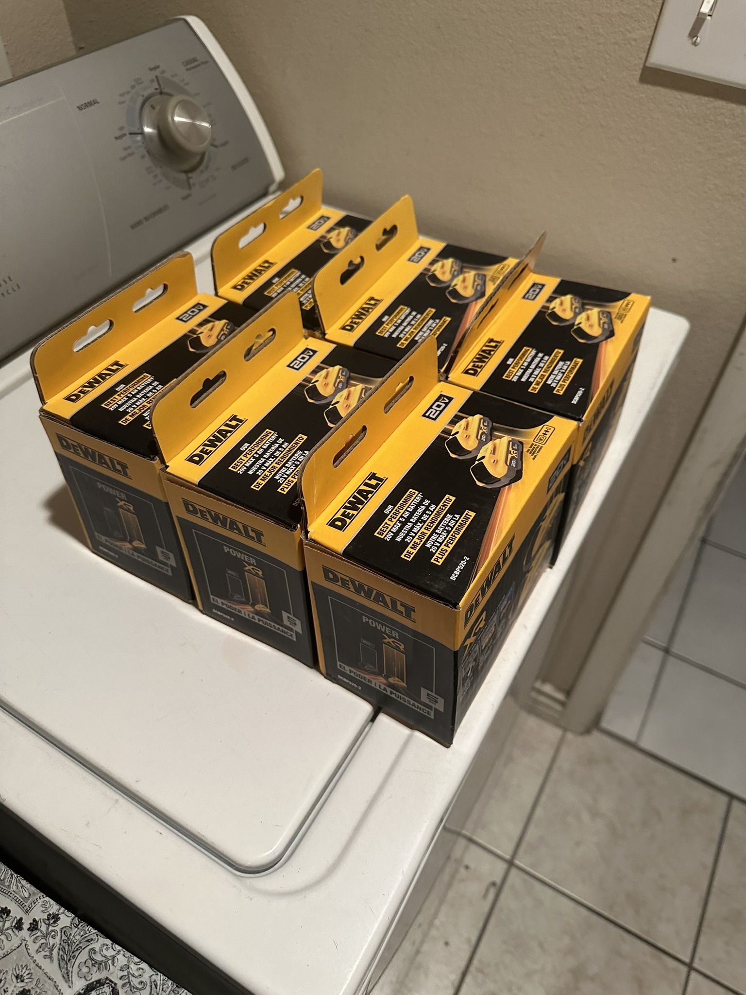 Dewalt 5.0Ah (2pack) DCB520-2 Power Stack batteries