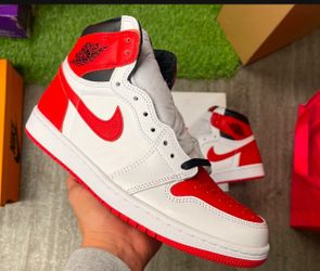 Jordan 1 High Heritage Size 9men/10.5 Women