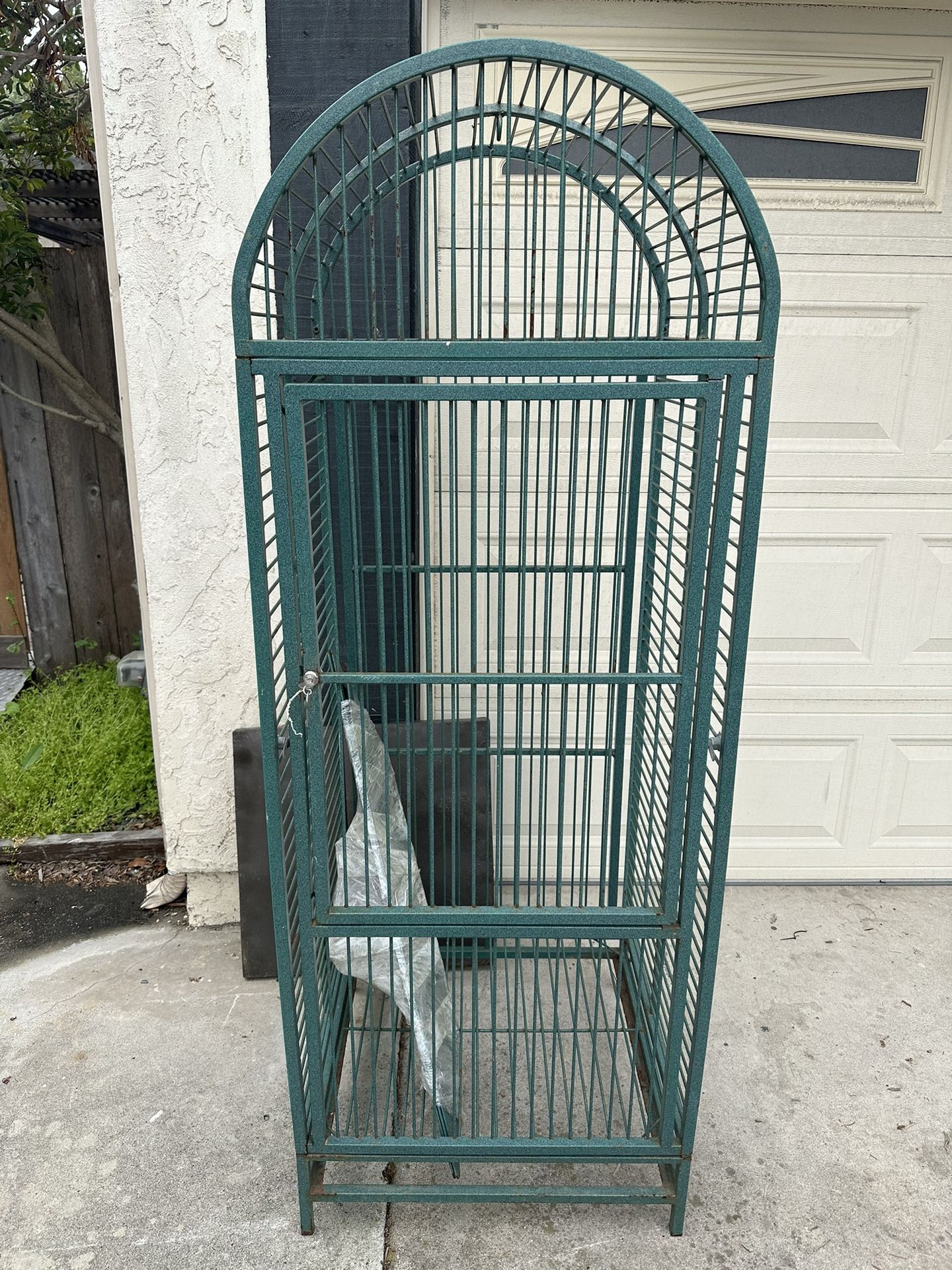Wrought Iron Dome Bird Cage 