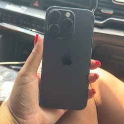 iPhone 14 Pro Max iCloud Locked 