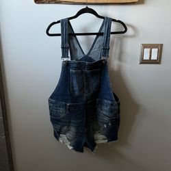 12/14 Ladies Lace And Ripped Overall’s
