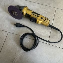 DeWalt Grinder DWE4012