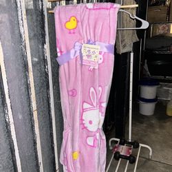Hello Kitty Blanket