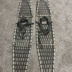 Collectors Snowshoes Vintage U.S. Military surplus magnesium snowshoes