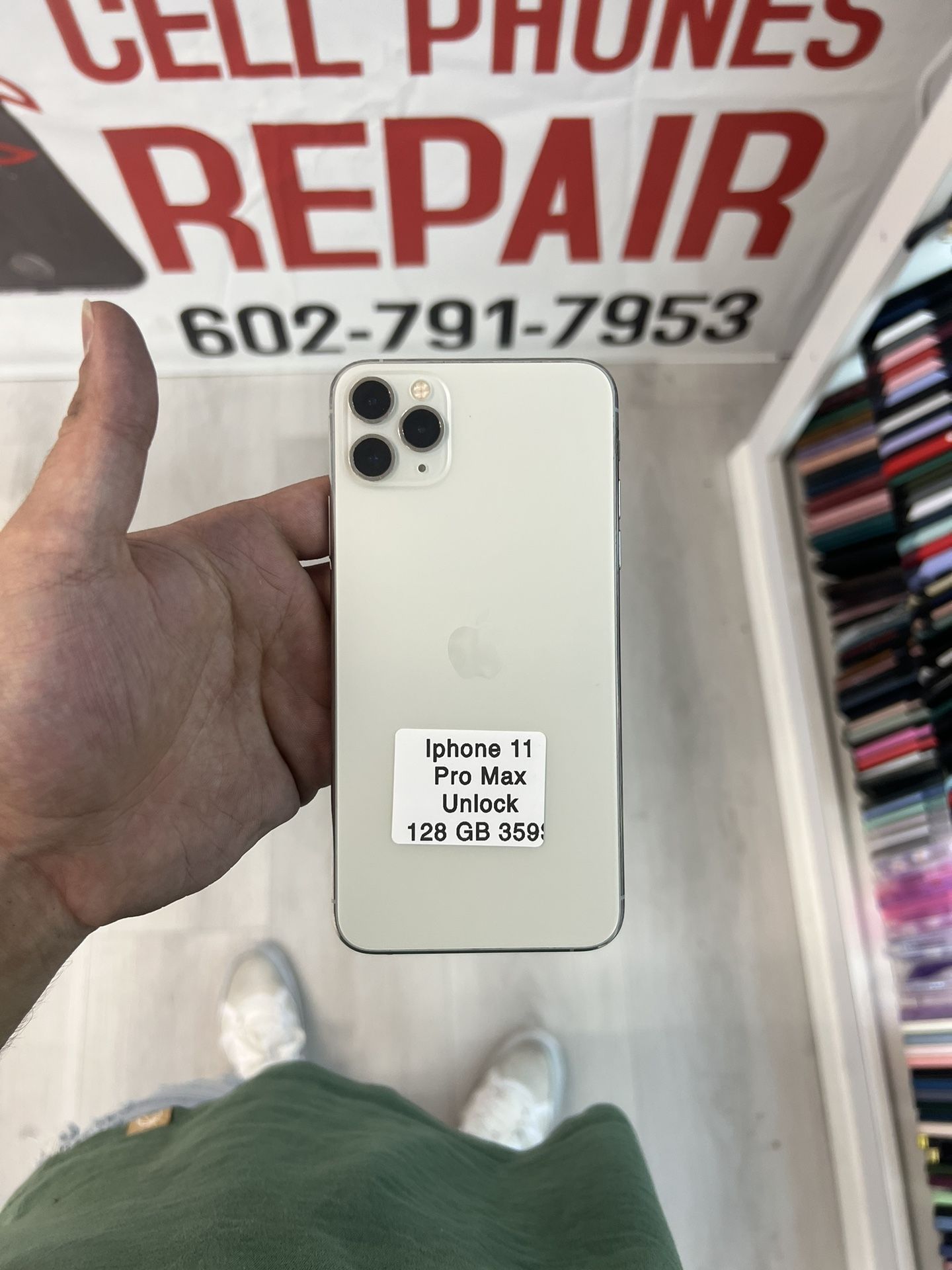 Iphone 11 Pro Max Unlock 64 GB 339$