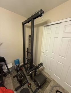Lat Pull Down With Low Row And Attachments