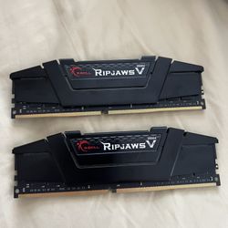 32 GB (2 x 16 GB) DDR4-3200 CL16 Ripjaws