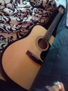 Jasmine by takamine model number S35