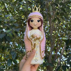 Crochet Virgin Mary