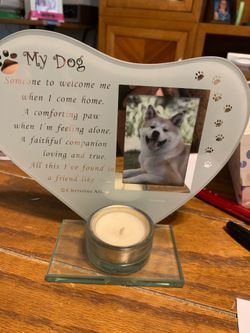 heart-shaped glass memorial plaque