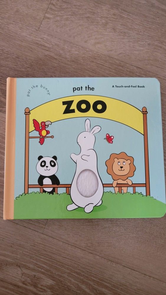 Pat The Zoo Book