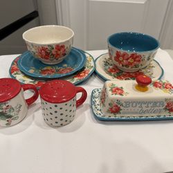 Huge Pioneer Woman Piece Kitchen Set – Sweet Rose & Blossom Jubilee – Service for 8