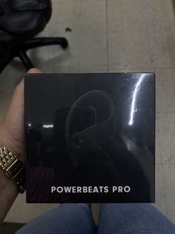 Sealed Powerbeats Pro Totally Wireless Earphones Black BRAND NEW IN BOX