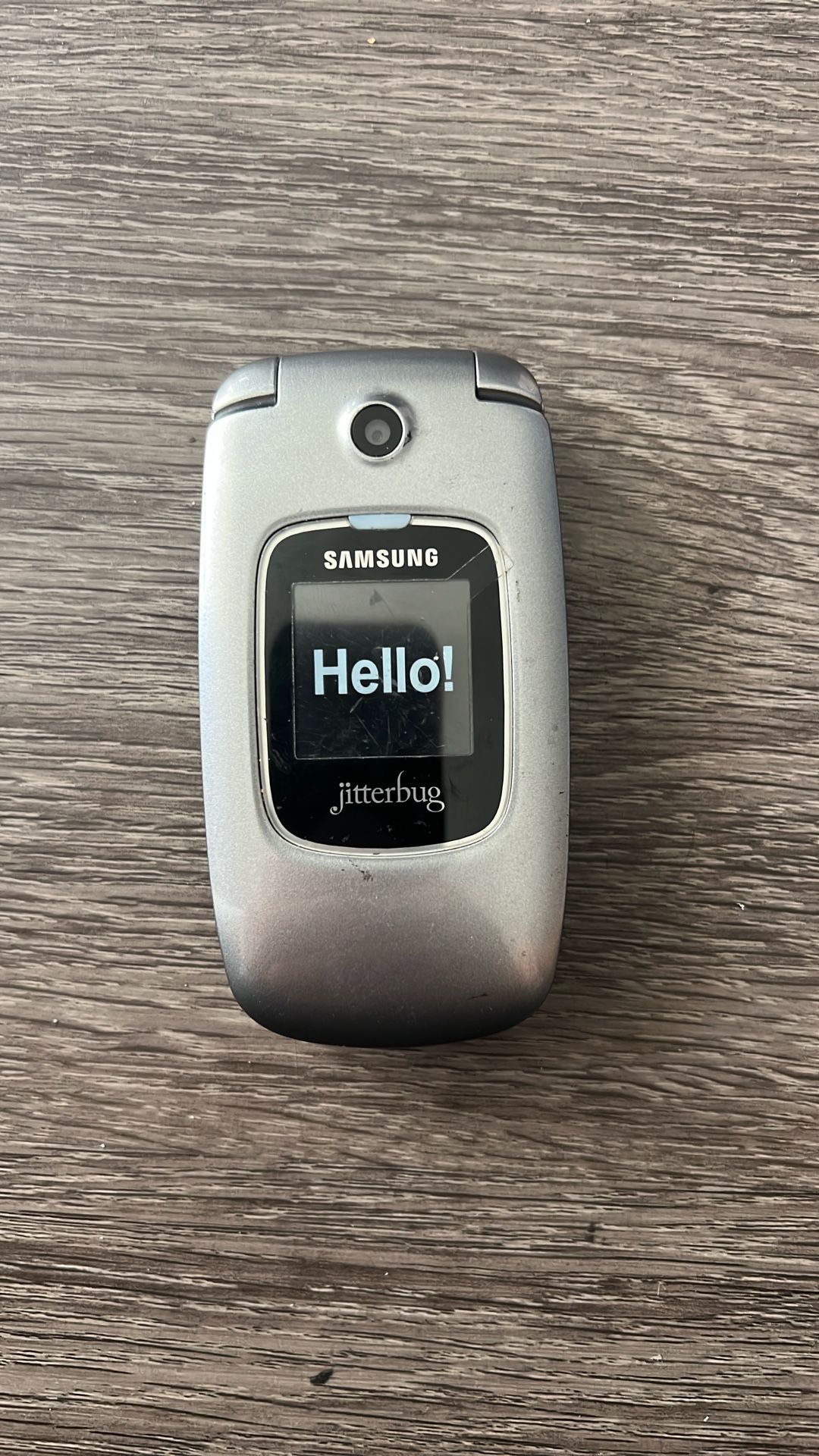 Samsung Jitterbug Flip Phone – Senior-Friendly & Working