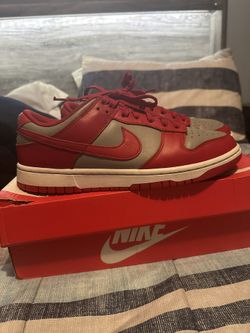 Dunk Unlv used great condo Size 9 Og All