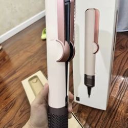 Dyson Airstrait Pink Brand New 