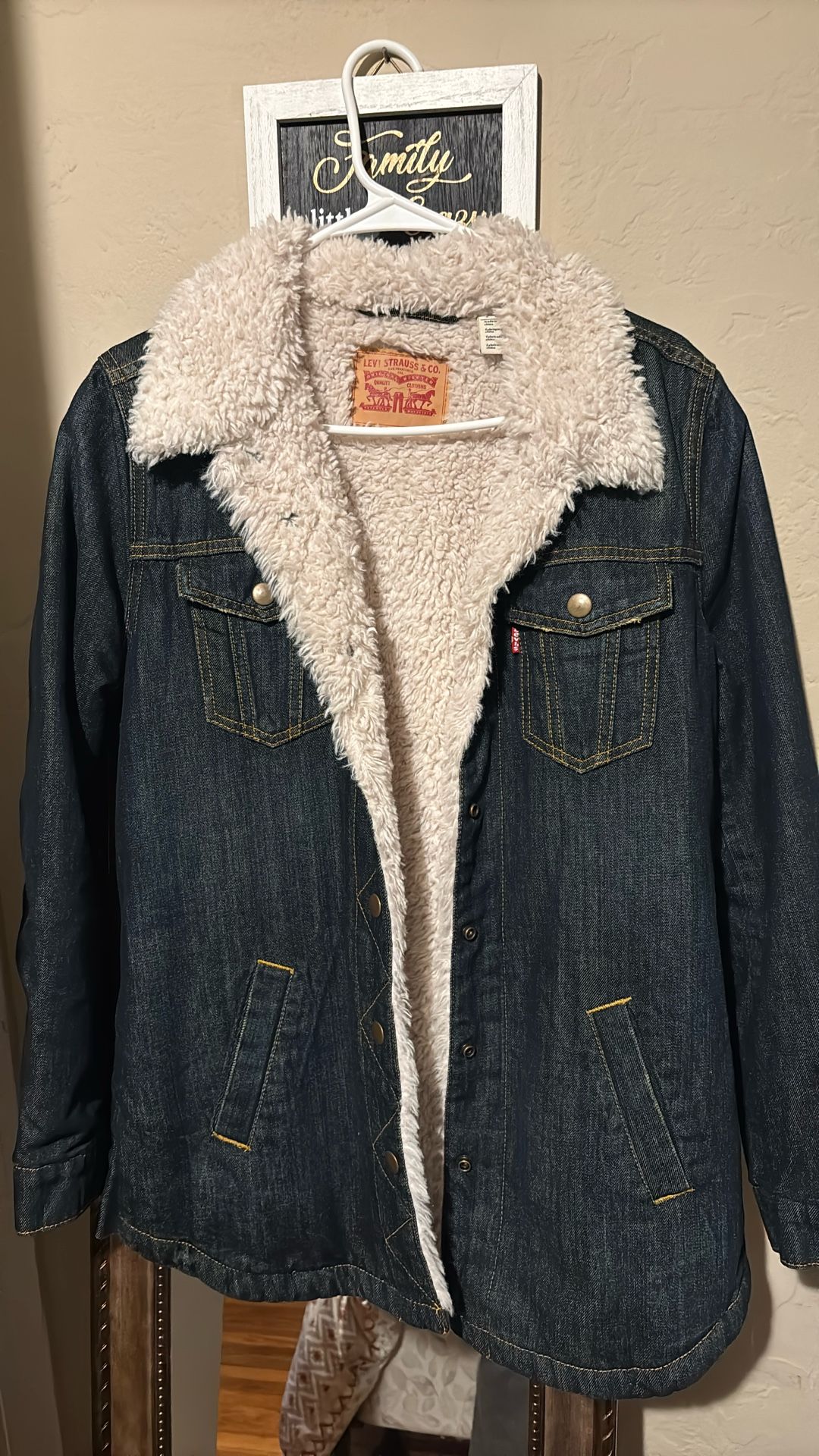 Levis Womens Jacket Size M 
