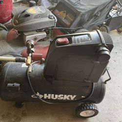 Husky Air Compressor 8gallons 