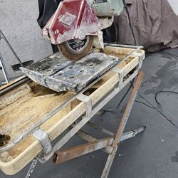 MK Diamond MK-101-24 1.5 HP Wet Tile Saw With Stand