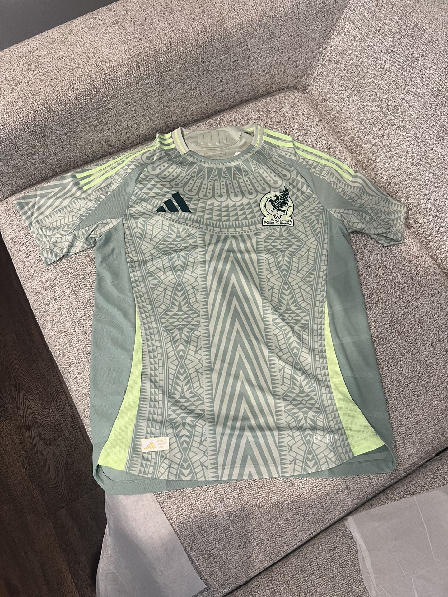 Mexico Jersey Size L