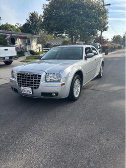20100 Chrysler 300