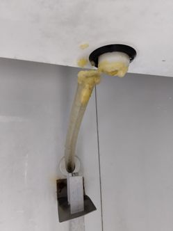 Commercial refrigerator