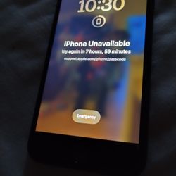 AS IS LOCKED AT&T iPhone 8 $40