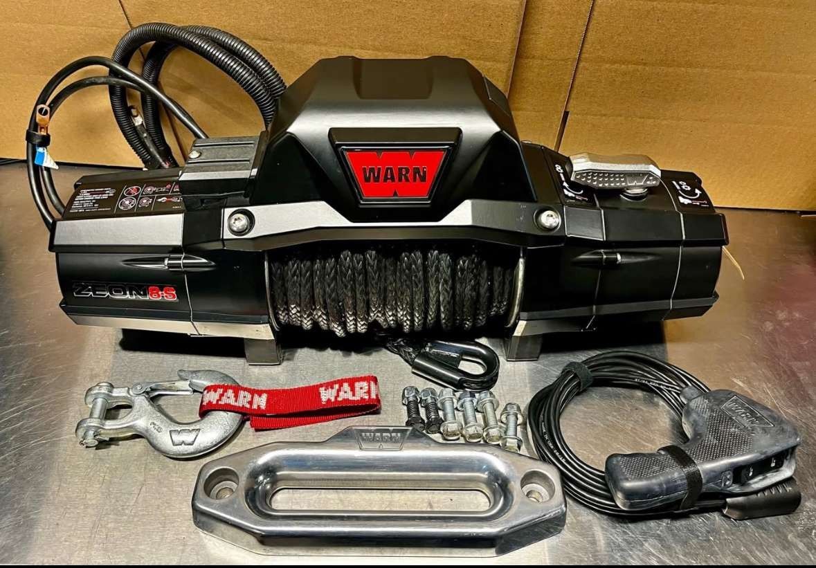 Warn 8-S Zeon-Winch