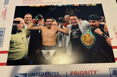 Leo Santa Cruz signed photo, WBC