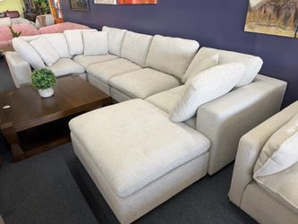 Thomasville Lowell 6-piece Modular Sectional,$880