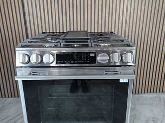 LG Appliances 30 Inch Smart Slide-in Gas Range with 5 Sealed Burners, 6.3 cu. ft. Capacity, ProBake Convection Oven®, Air Fry (LSGL6335X-D-2498)